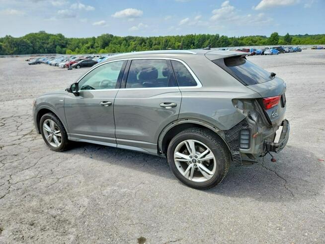Audi Q3 Bogata wersja wyposażenia / S-Line / niski przebieg