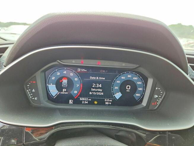 Audi Q3 Bogata wersja wyposażenia / S-Line / niski przebieg