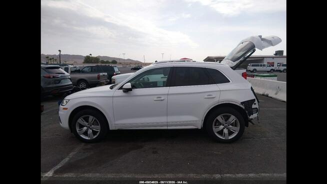 Audi Q5 Bogata wersja wyposażenia / Bardzo zadbany / niski przebieg