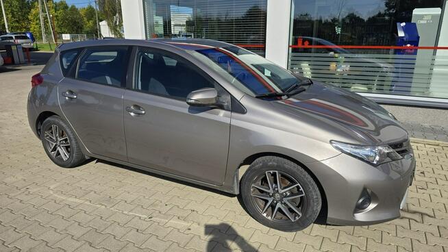 Toyota Auris Lekko Uszkodzony Jeżdżący Zadbany 1.4 D4d