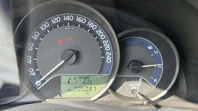 Toyota Auris Lekko Uszkodzony Jeżdżący Zadbany 1.4 D4d