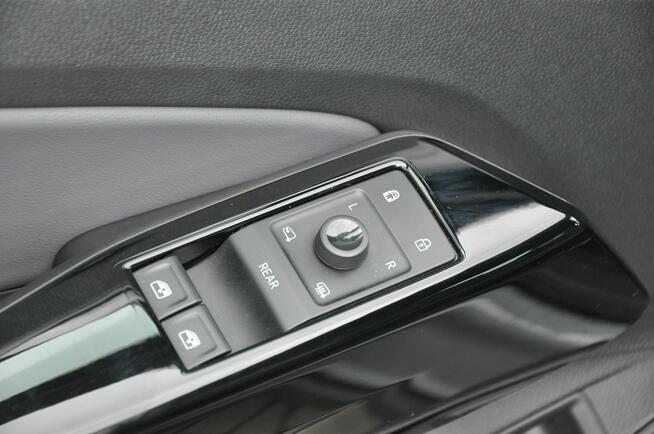 Volkswagen ID.4 PRO Performance 77kWh 204KM Kamery360 El.Klapa LEDMatrix SalonPL FV23
