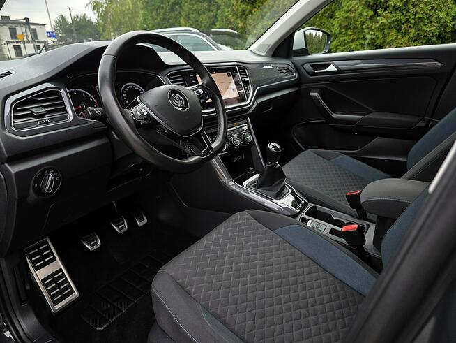 Volkswagen T-Roc serwis ASO, Hak, Panorama dach