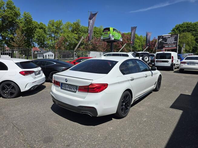 BMW 530 2.0 Hybryda 299 KM, Kamery 360, Automat, Full LED, Bluetooth, Alufelgi