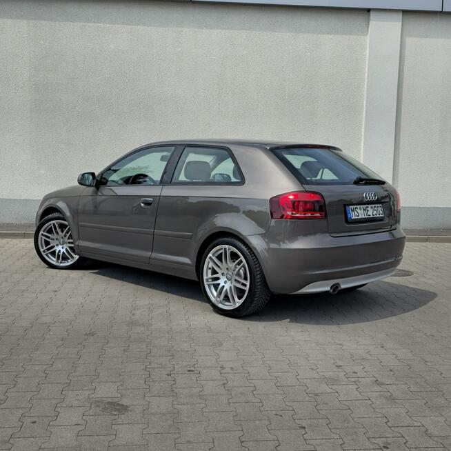 Audi A3 3-drzwiowe 1.6 TDI S line Sportpaket 105KM Manual