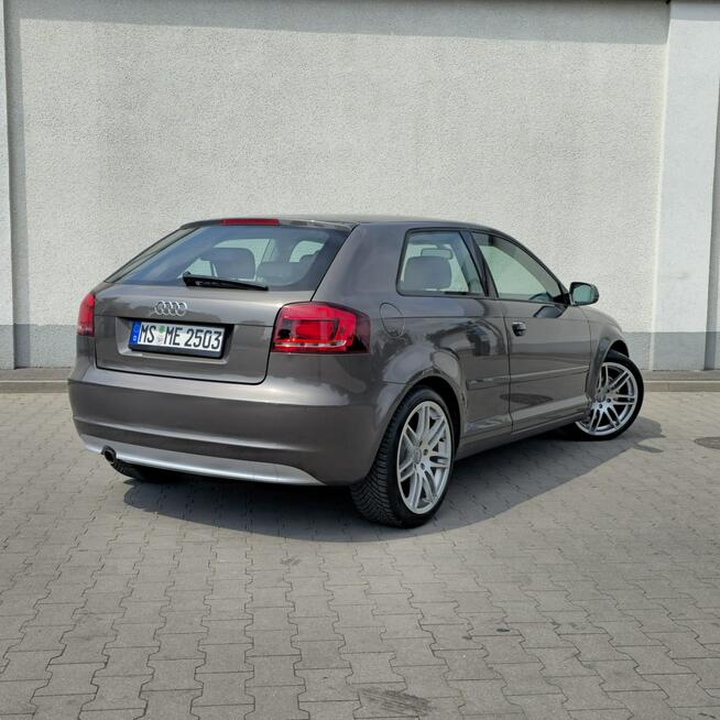 Audi A3 3-drzwiowe 1.6 TDI S line Sportpaket 105KM Manual