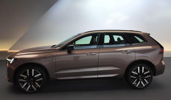 Volvo XC 60 XC60 Ultra T8 AWD Rabat 102 849 zł Dostępne różne kolory i wersje,