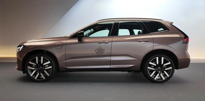 Volvo XC 60 XC60 Ultra T8 AWD Rabat 102 849 zł Dostępne różne kolory i wersje,