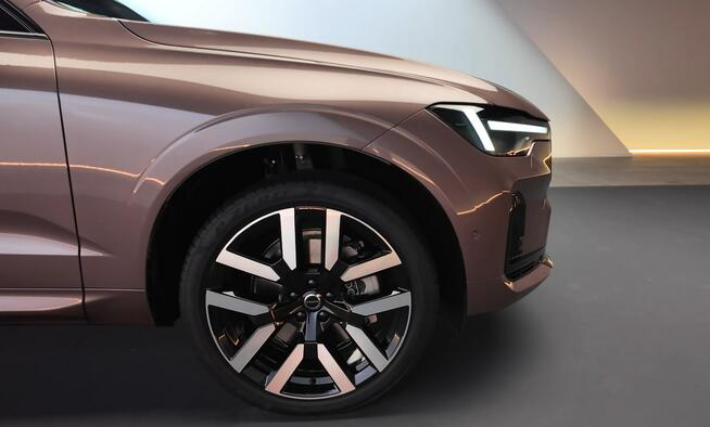 Volvo XC 60 XC60 Ultra T8 AWD Rabat 102 849 zł Dostępne różne kolory i wersje,