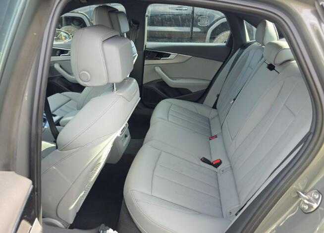 Audi A4 Premium Plus / Quattro / S-Line