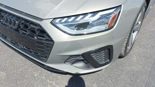 Audi A4 Premium Plus / Quattro / S-Line