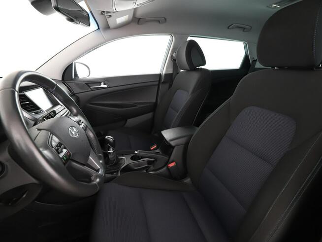 Hyundai Tucson auto klima navi pdc kamera grzane fotele