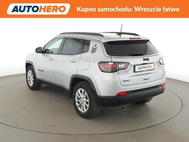 Jeep Compass automat navi kamera skóra grzane fotele plug - in auto klima 4x4