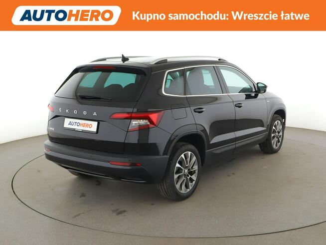 Škoda Karoq automat virtual cockpit navi PDC grzane fotele climatronic LED