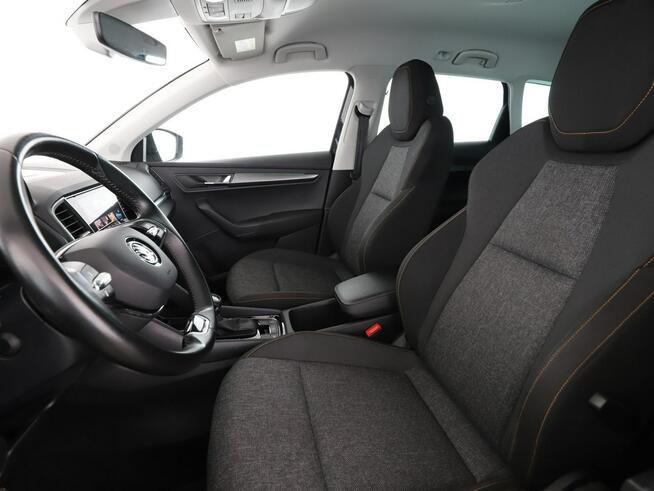 Škoda Karoq automat virtual cockpit navi PDC grzane fotele climatronic LED