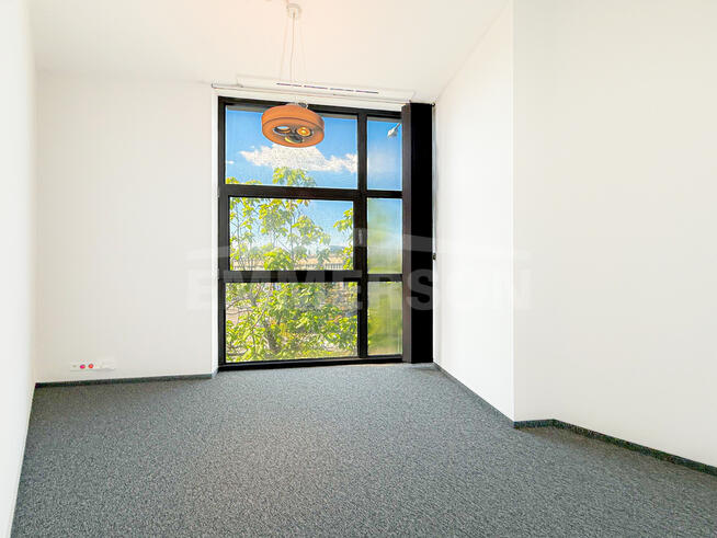 Lokal 289,03 m2 - I piętrze - Wola Duchacka