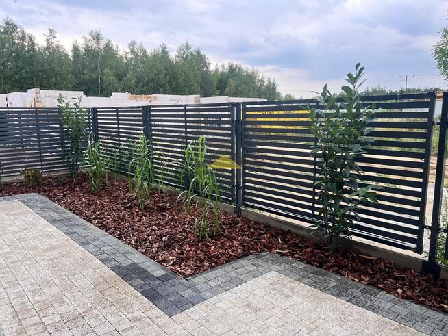 Apartament 93,5 m² z ogródkiem i 2 miejscami post.