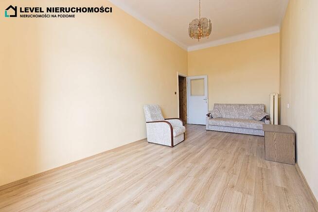 Mieszkanie z balkonem, pierwsze piętro