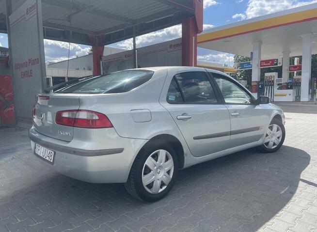 Renault Laguna 1.6 108KM 2001