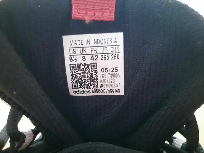 Buty sneakersy Adidas Racer TR23 r. 42 26.5cm IG7323 czarne