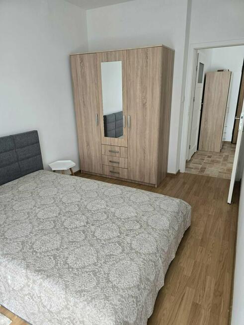 Wynajmę 2 pokojowe mieszkanie 39,8 m2 z miejscem parkingowym