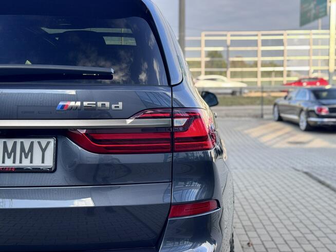 BMW X7 M50d. Polska, Sky Lounge, Masaże, Executive Drive Pro, Hak, FV 23%.