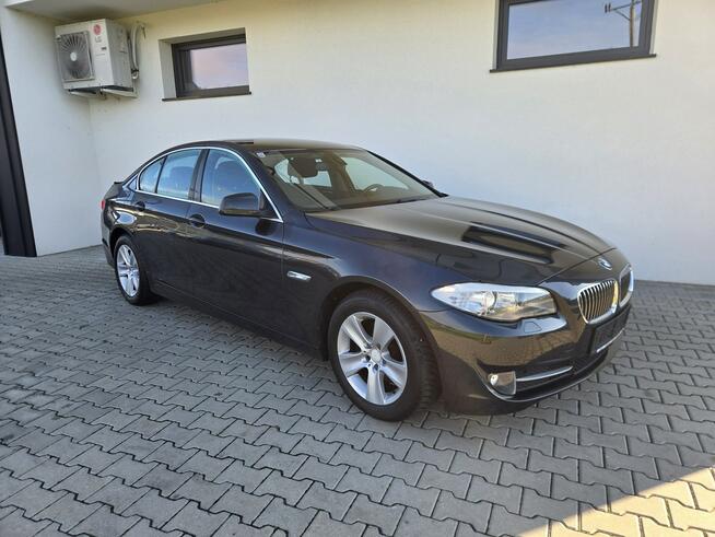 BMW 523 204kM * xenon * LEDY * klimatronic PDC