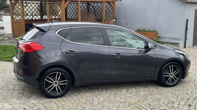 Kia Cee'd 1.6 CRDI 110KM z Niemiec - Kamera cofania, Nawigacja, Pełen SERWIS!