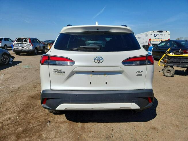 Toyota Corolla Cross Najwyższa wersja wyposażenia XLE / AWD / niski przebieg