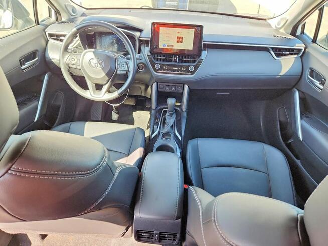 Toyota Corolla Cross Najwyższa wersja wyposażenia XLE / AWD / niski przebieg