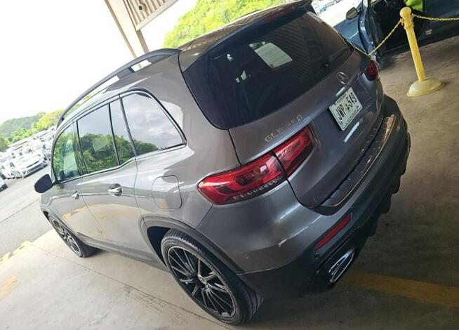 Mercedes GLB 4Matic / pakiet AMG / niski przebieg