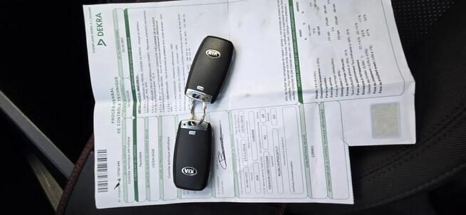 Kia Carens 1.7 Crdi Automat 7 Osób Led Bi-Xenon Panorama Kamera Servis Orginał