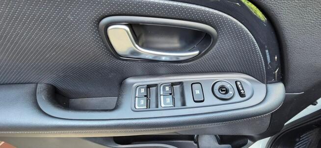 Kia Carens 1.7 Crdi Automat 7 Osób Led Bi-Xenon Panorama Kamera Servis Orginał
