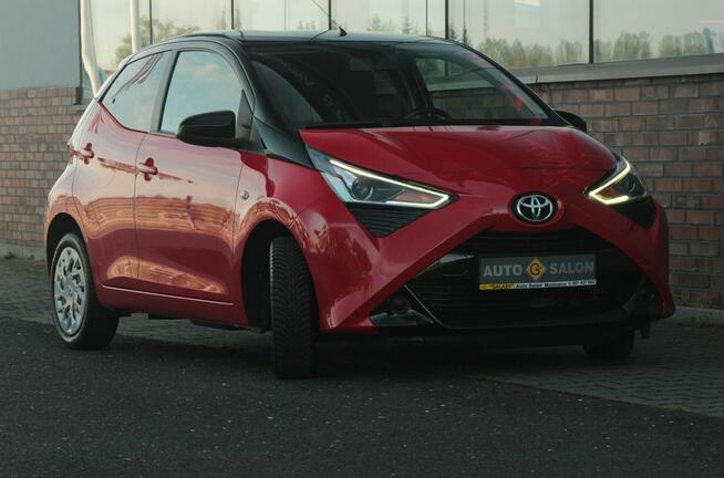 Toyota Aygo Klimatronik*Navi*GrzaneFotele*Kamera*Esp*Led*Android*AppleCar*GwarVGS
