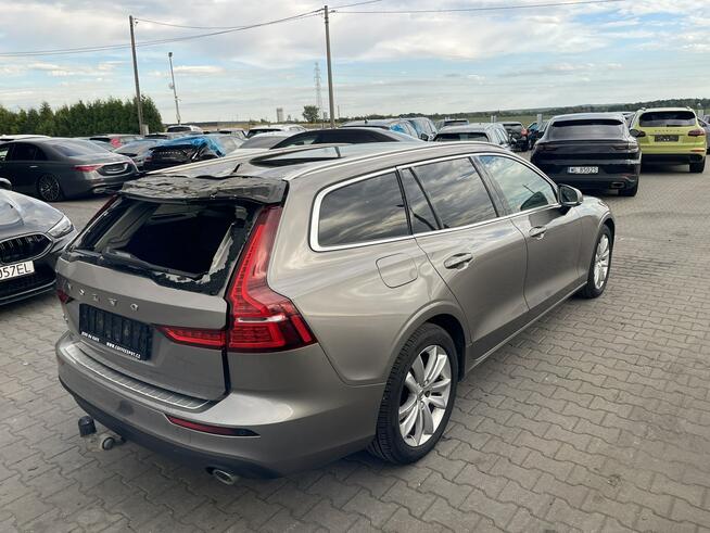 Volvo V60 D3 Automat Skóra Panorama Kamera Podgrzewanie