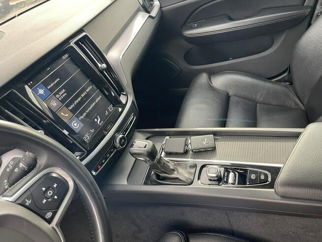 Volvo V60 D3 Automat Skóra Panorama Kamera Podgrzewanie