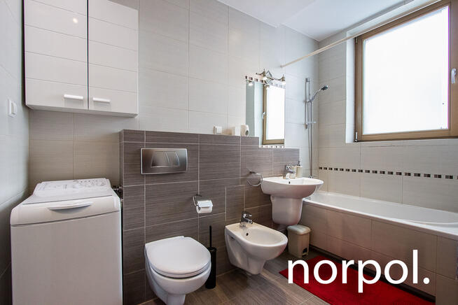 Zwierzyniecka, Angel Plaza, 50 m2, siłownia, balkon z widokiem na Wawel, ochrona