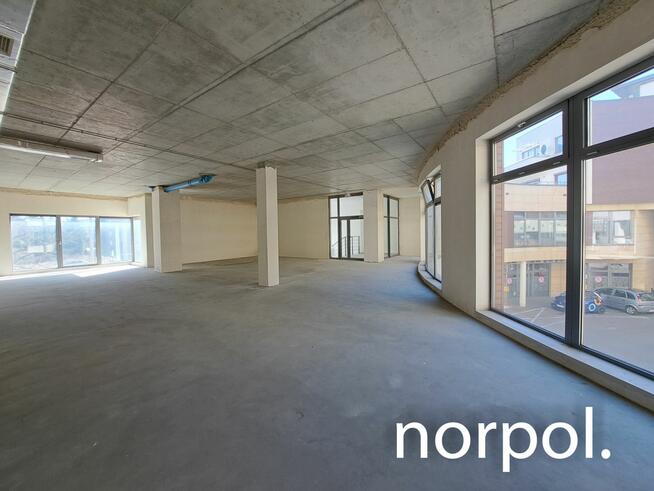 Open space do zaaranżowania w reprezentacyjnym apartamentowcu, os. Ruczaj