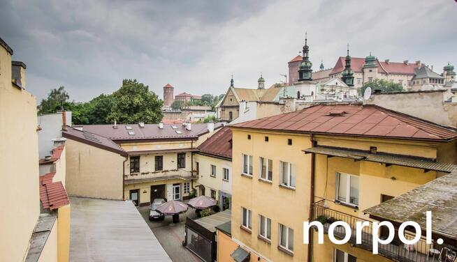 Mieszkanie z osobną sypialnią, jasną kuchnia, widokiem na Wawel, Stradomska