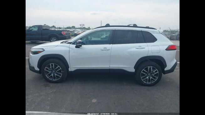 Toyota Corolla Cross Najwyższa wersja wyposażenia XLE / AWD / niski przebieg