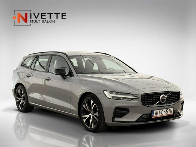 Volvo V60 2,0 B4 Mild Hybrid 197+14KM (197 KM) Plus Dark Salon PL Faktura VAT