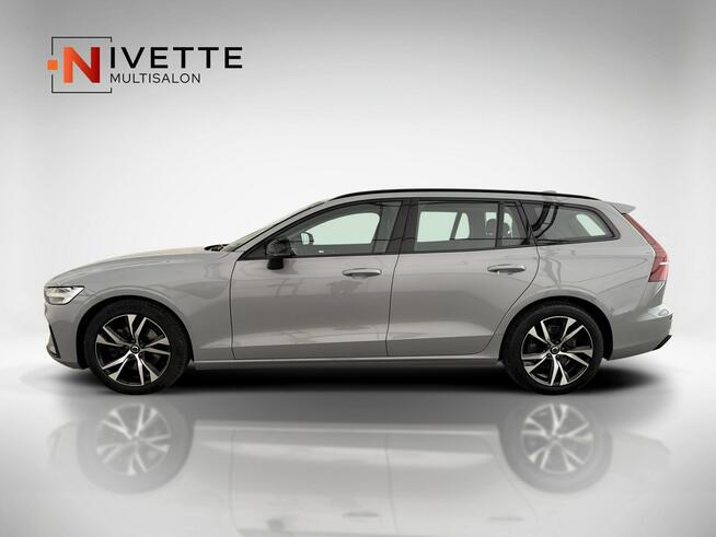 Volvo V60 2,0 B4 Mild Hybrid 197+14KM (197 KM) Plus Dark Salon PL Faktura VAT