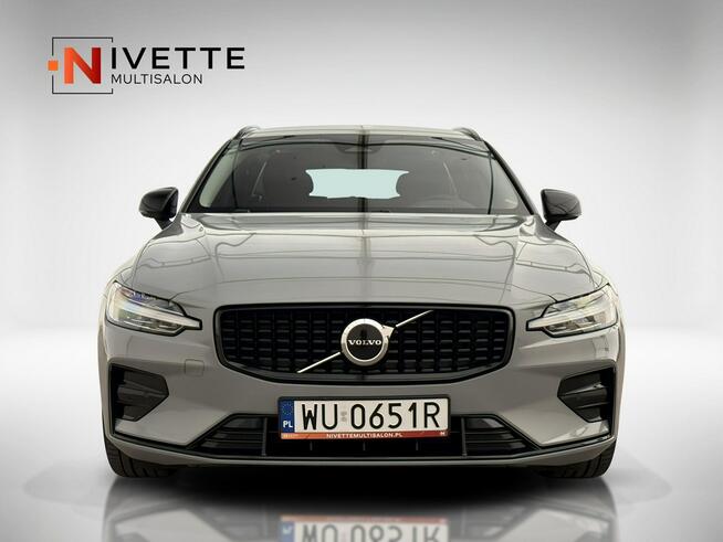 Volvo V60 2,0 B4 Mild Hybrid 197+14KM (197 KM) Plus Dark Salon PL Faktura VAT