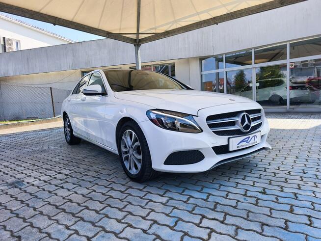 Mercedes C 300 C300 4Matic | 245 KM | Dobre wyposażenie | Full LED |