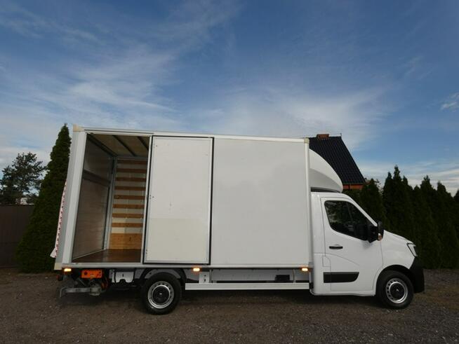 Renault Master kontener winda 750 kg drzwi boczne 3 miejsca