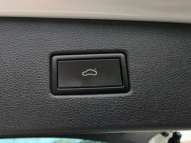 Volkswagen Tiguan serwis ASO, Hak, nawigacja
