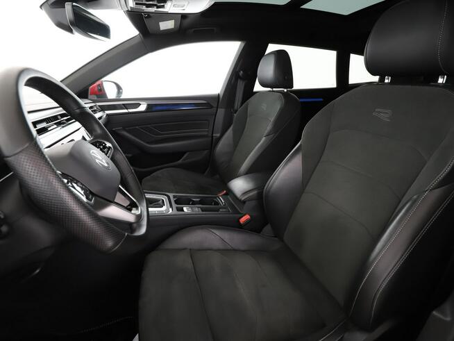 Volkswagen Arteon Shooting Brake PHEV automat skóra/alcantara full LED navi virtual cocpit panorama