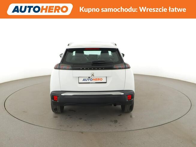 Peugeot 2008 full led panorama virtual navi pdc auto klima