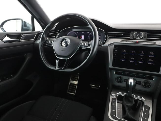 Volkswagen Passat Alltrack 2.0TDI Automat 4Motion Navi AktTempomat Virtual GrzaneFotele MatrixLED
