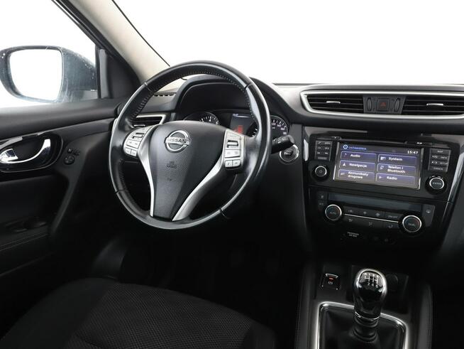 Nissan Qashqai navi kamery 360 panorama auto klima manual